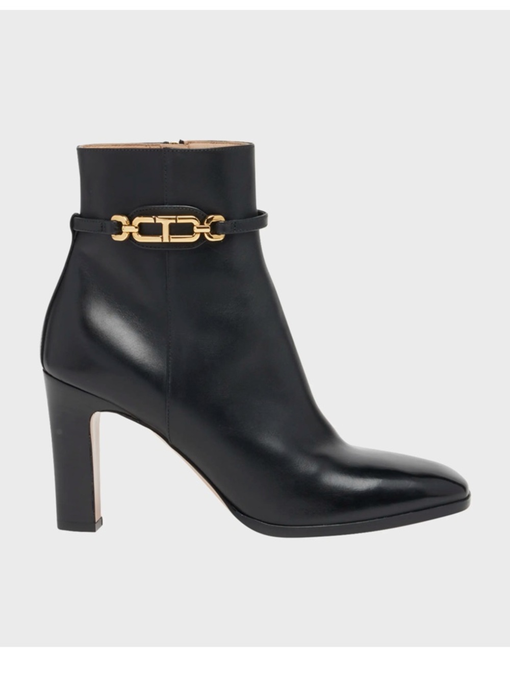TOM FORD
Calfskin Chain Zip Ankle Booties